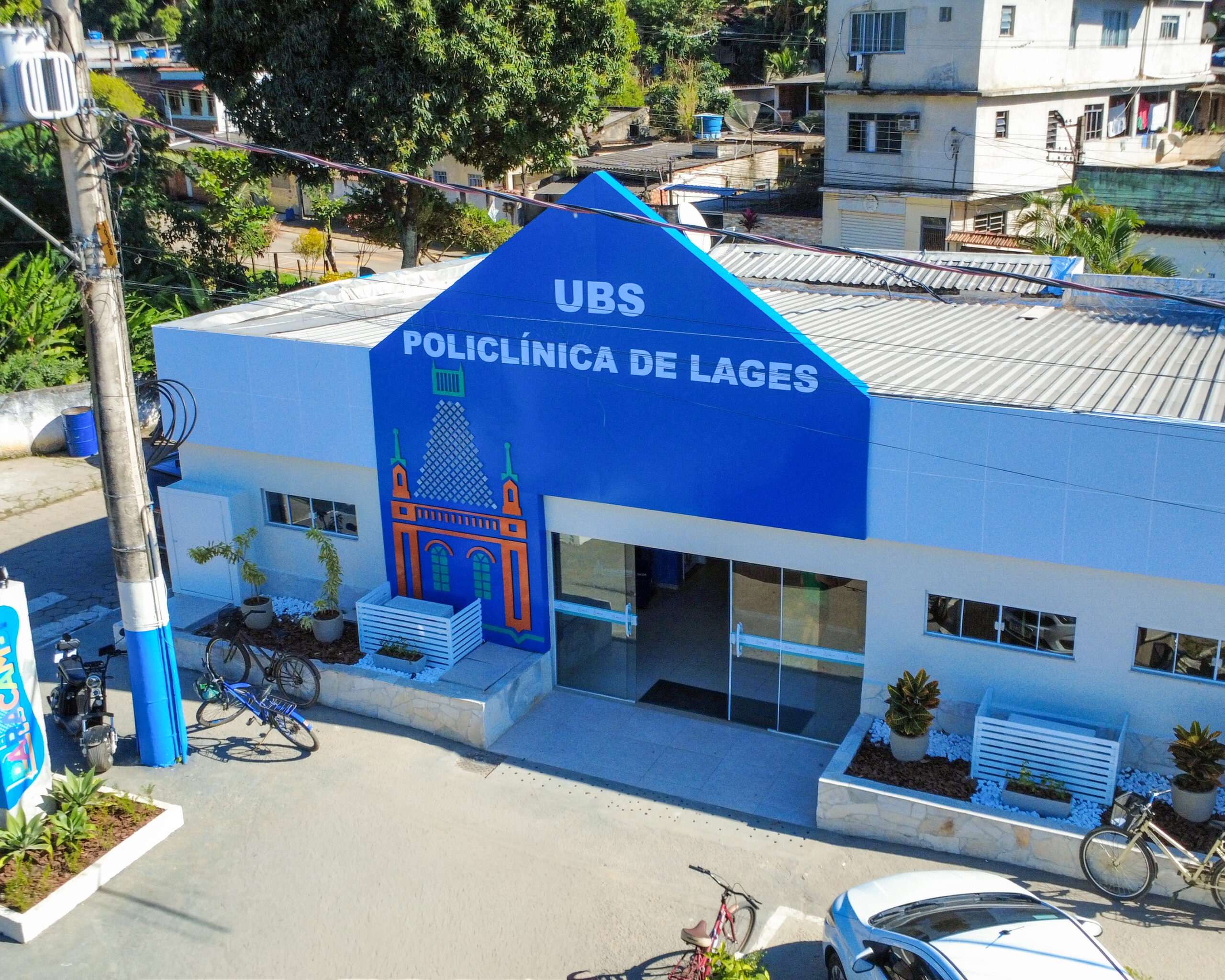 foto da nova Fachada da Unidade B&aacute;sica de Saude de Lages